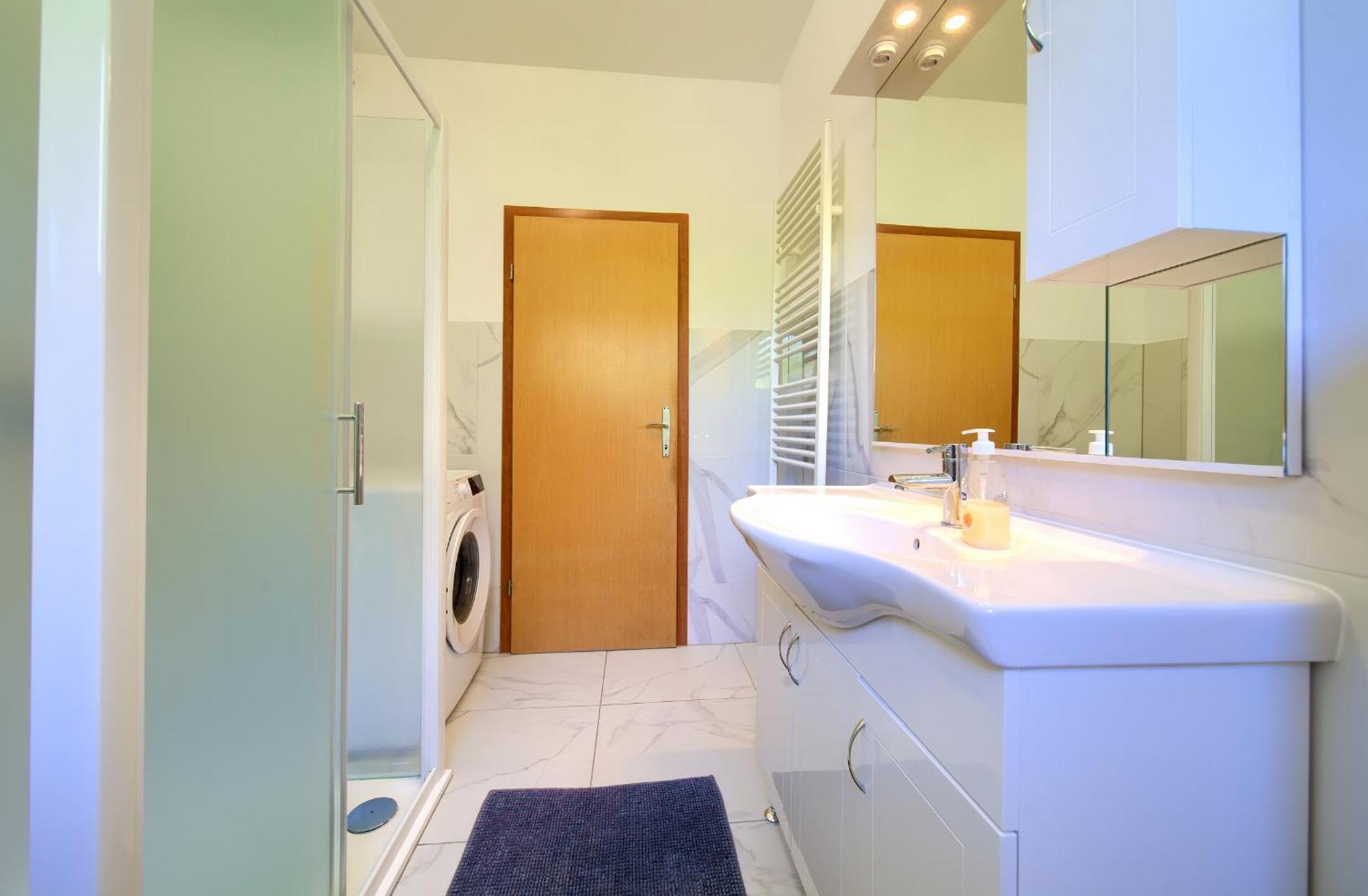 Apartment Bazina - Airconditioning, Parking, 500M From The Beach คิร์ก ภายนอก รูปภาพ